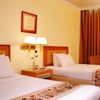Weta International Hotel Surabaia Exterior foto